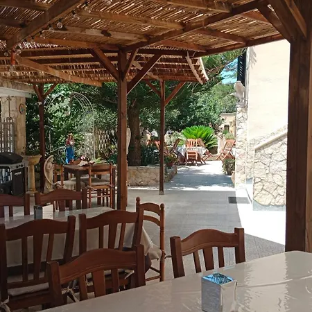 Villa Cristina B&B-2